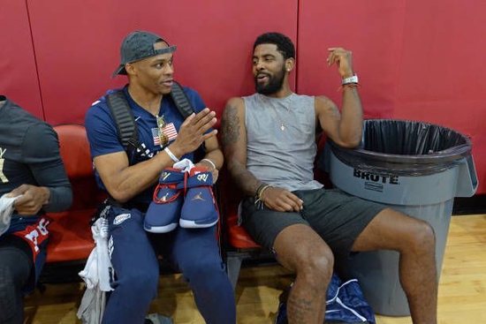 希罗生涯千记三分创NBA历史第六快纪录