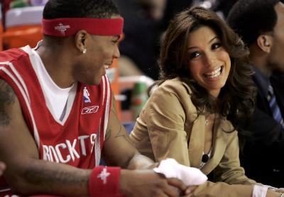 杜兰特连续得分带动全队