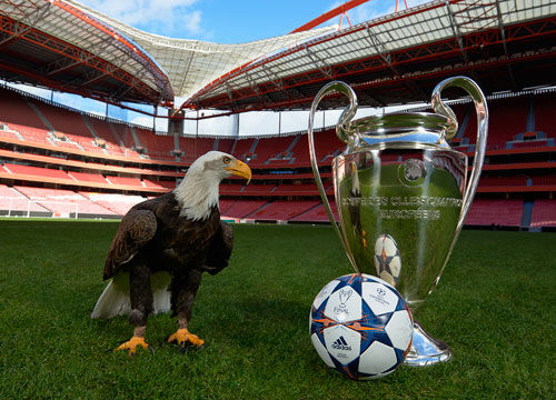 布朗33+12哈登空砍37+7+8 凯尔特人险胜快船